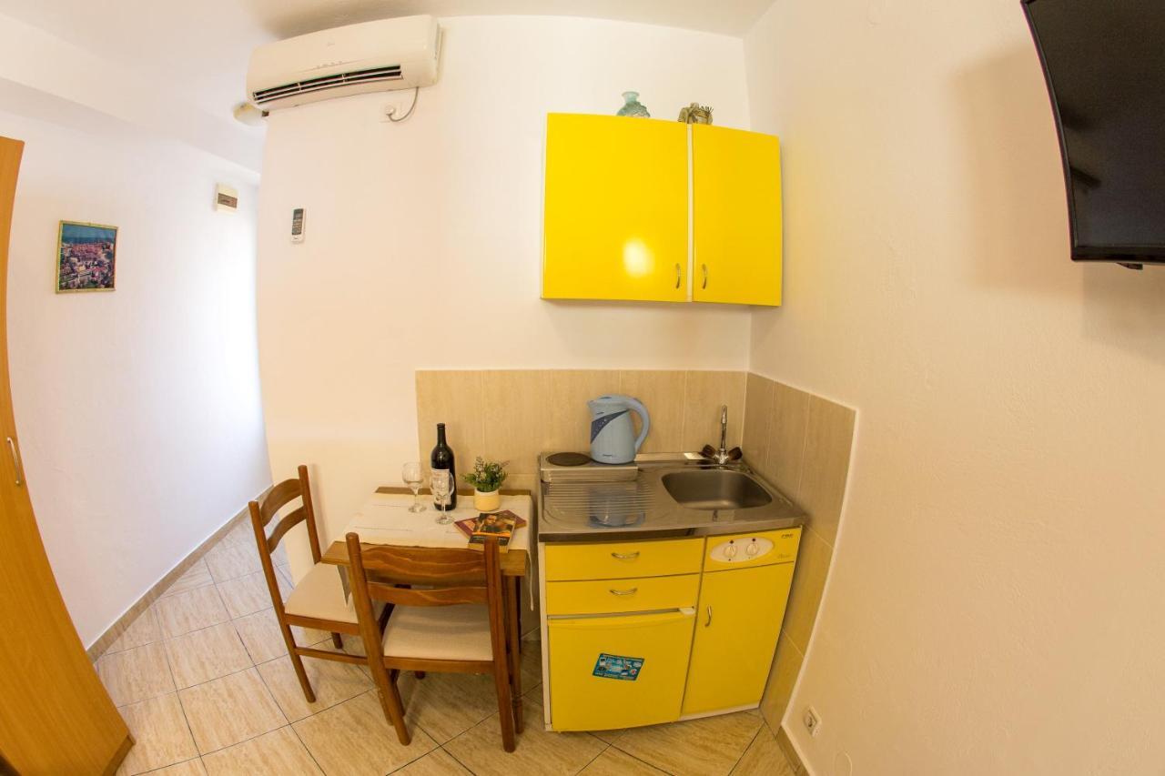 Apartments Angela Budva Exterior photo